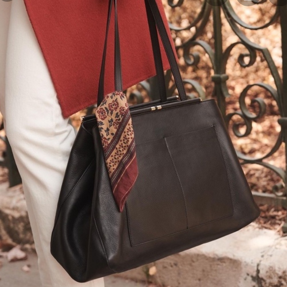 Sezane Francoise Bag in black leather